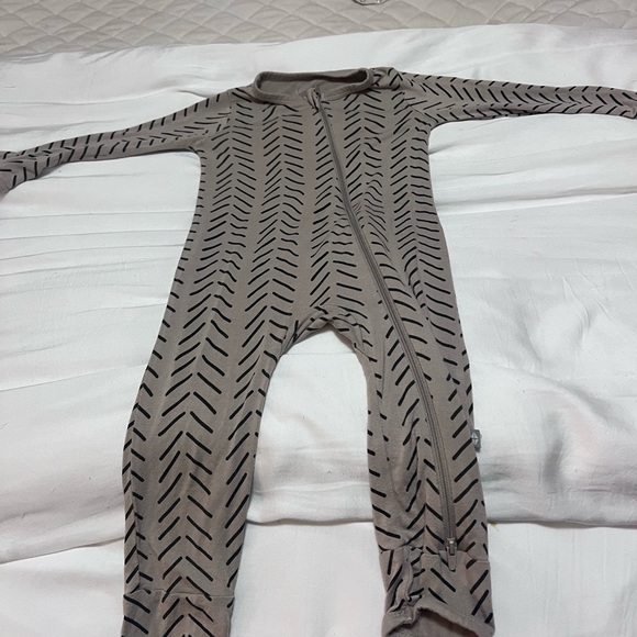 Kyte baby romper - Picture 2 of 5